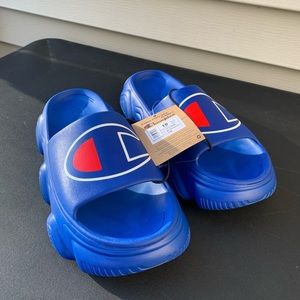 SOLD‼️ Champion Meloso Squish Slide Blue Comfy Mens Sandal size 10 women’s 12